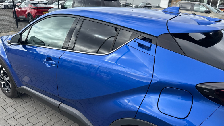 Toyota C-HR 1.8 Hybrid Design 5dr CVT Hybrid Hatchback